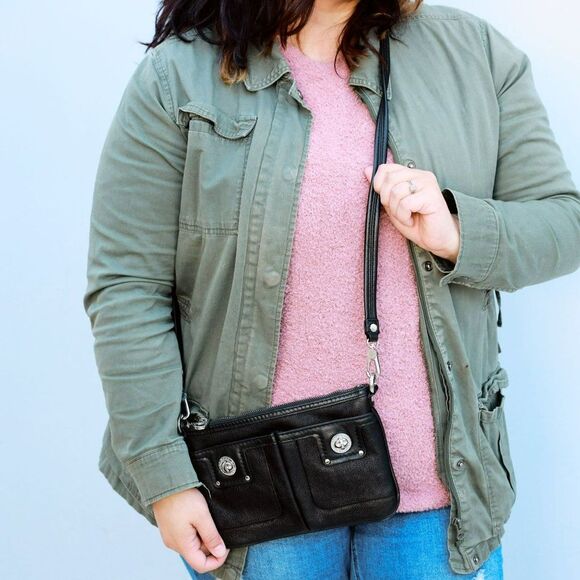 Marc by Marc Jacobs Buffalo Leather Percy Crossbody Bag Black - Picture 1 of 13